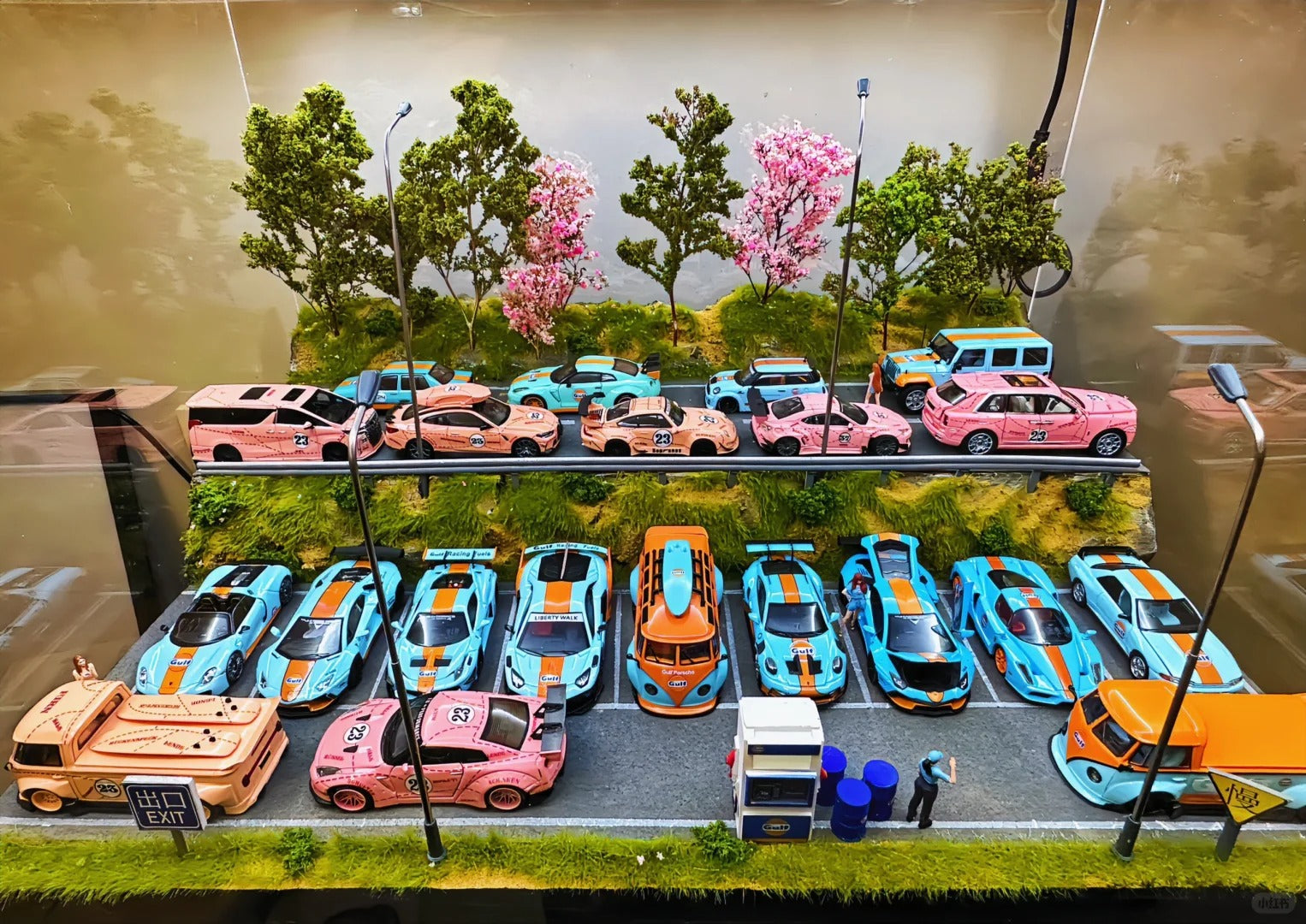 1:64 Scale Car Miniature Road Model Scene Custom Base