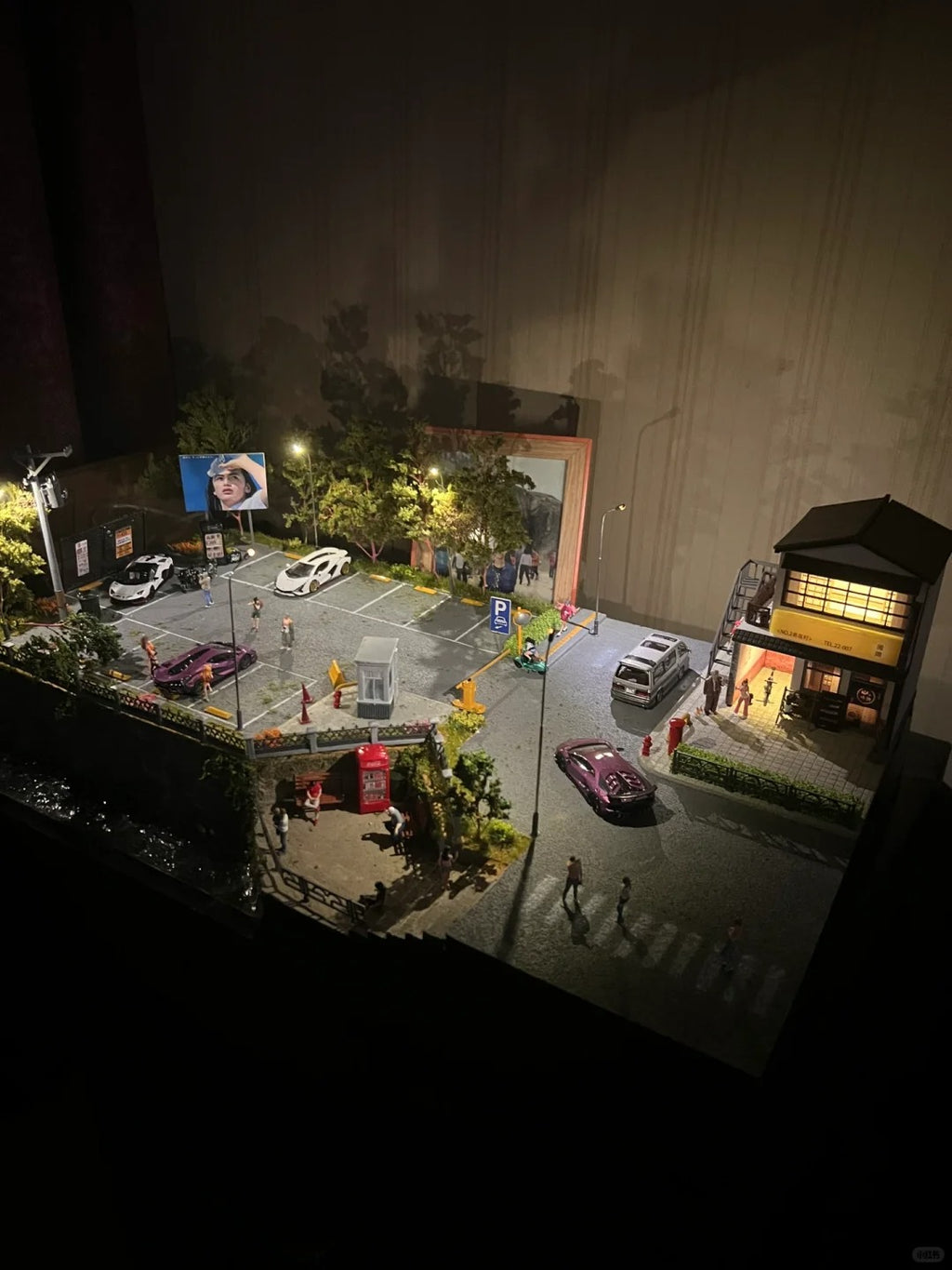 1/64 Large-Scale Parking Lot