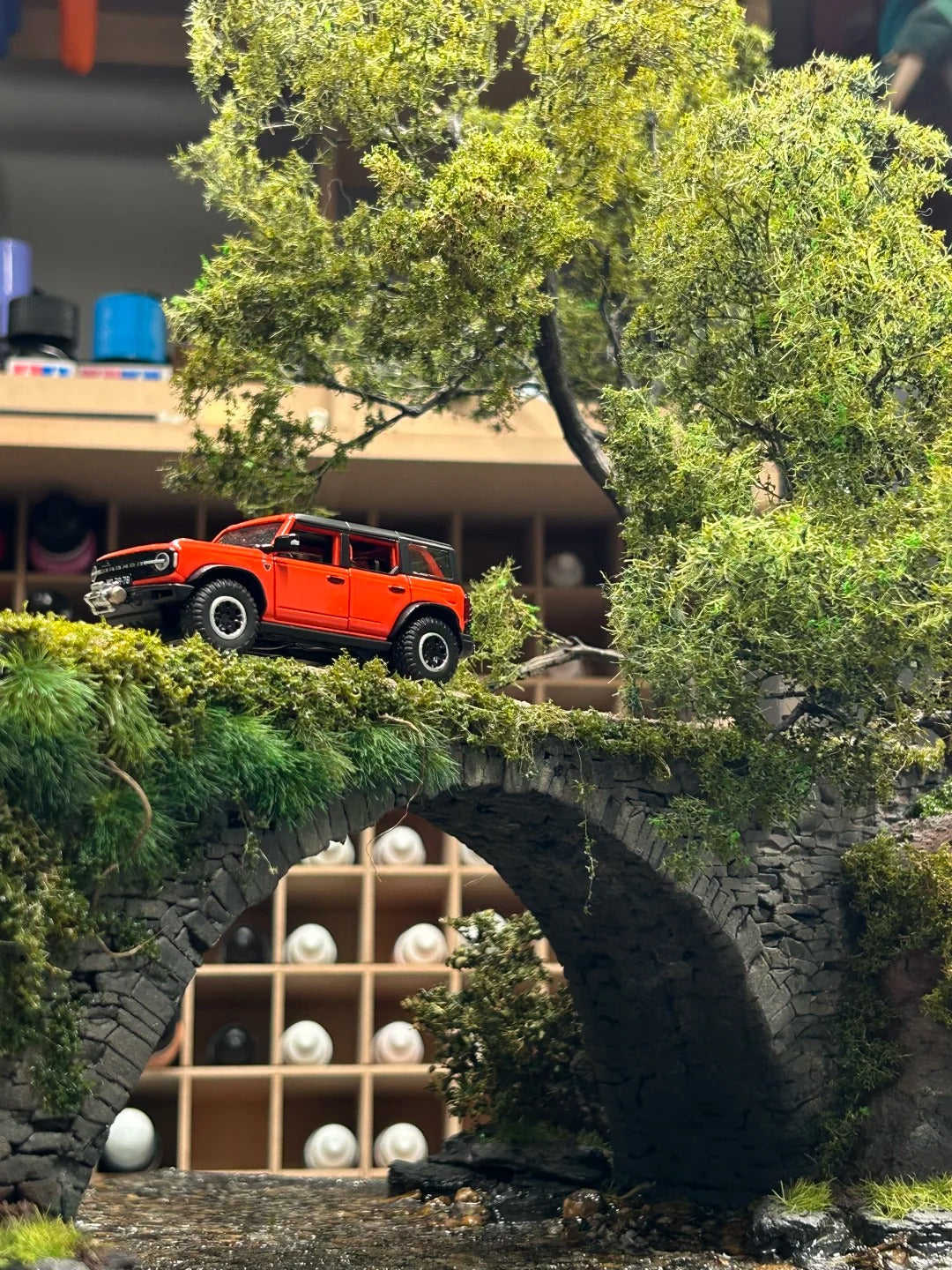 1:64 Scale Diorama Model: Rural Stone Bridge