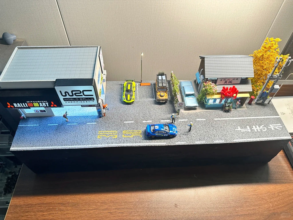1:64 Scale Parking Lot Miniature Model