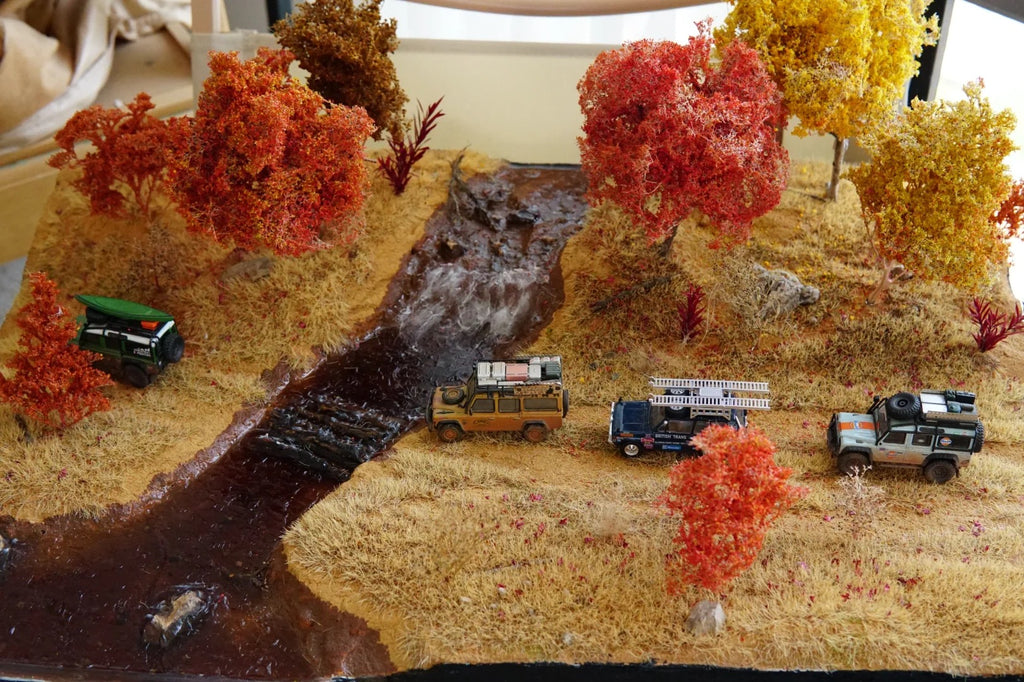 1:64 Scale Autumn Field Car Miniature Model Scene