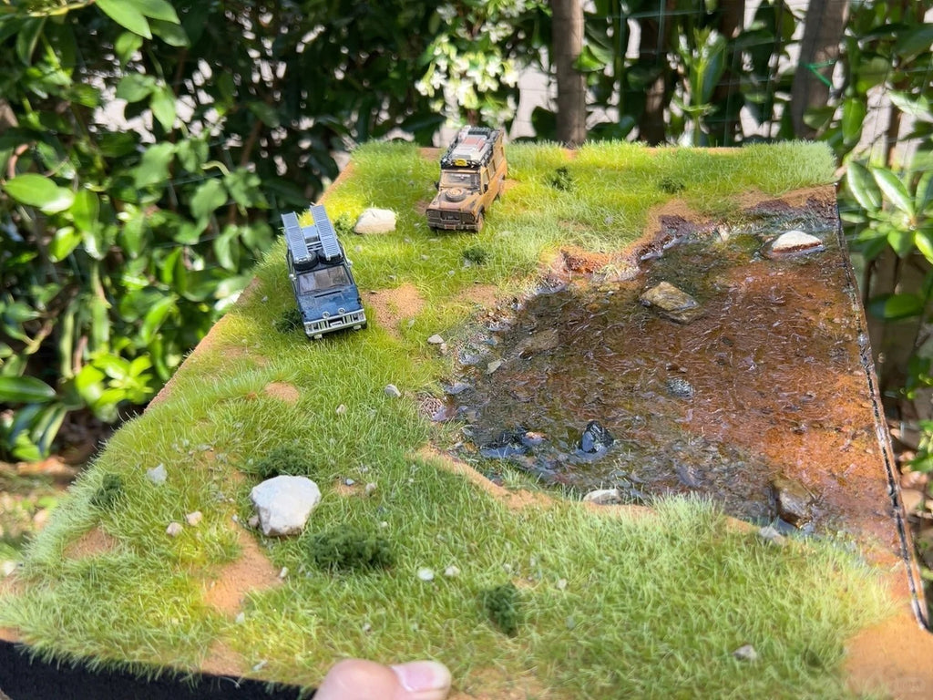 1:64 Scale Model Car Camping Off-Road Water Scene